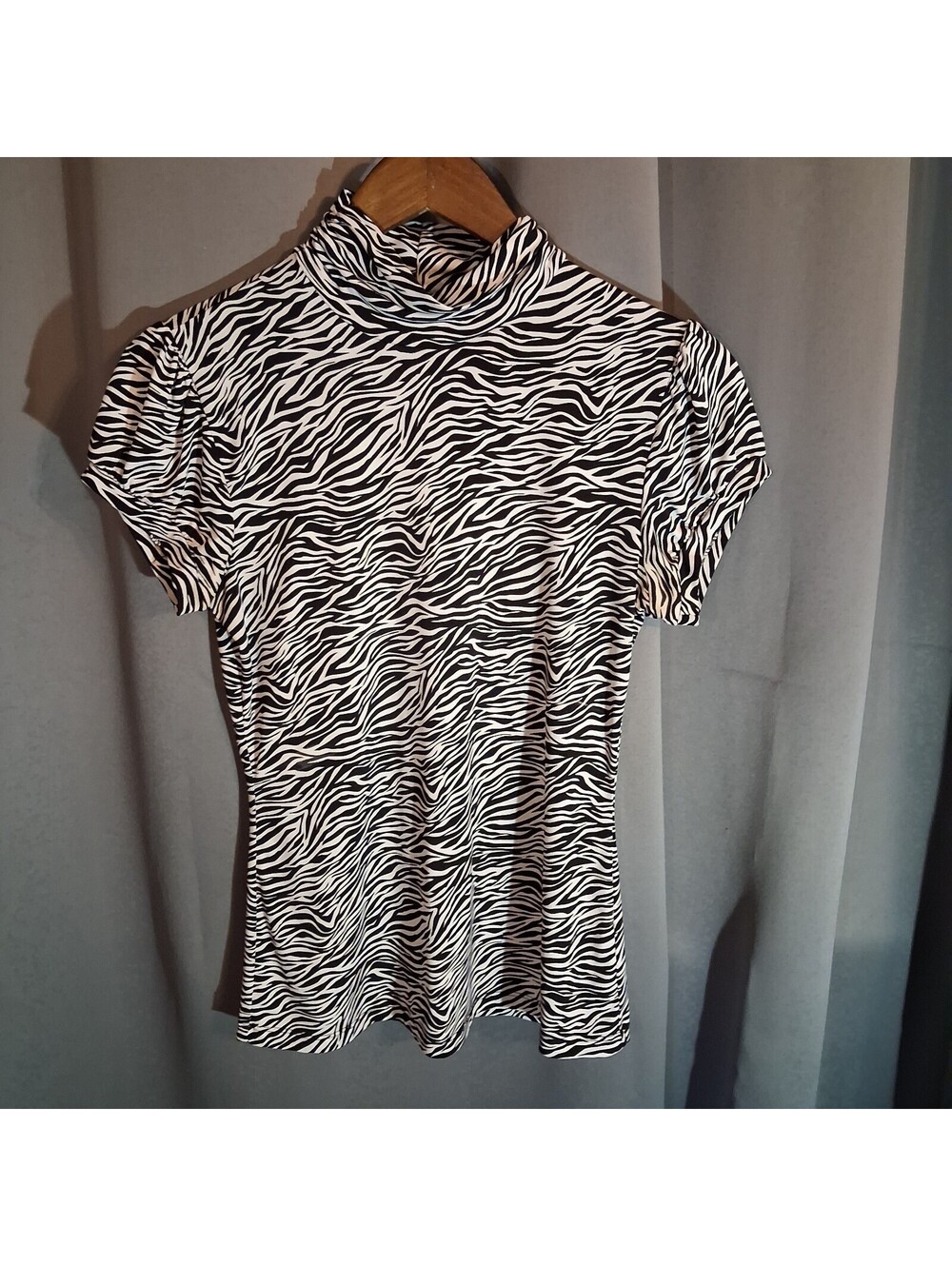 Six Degrees of Separation Zebra Print Short Sleeve Turtleneck Top